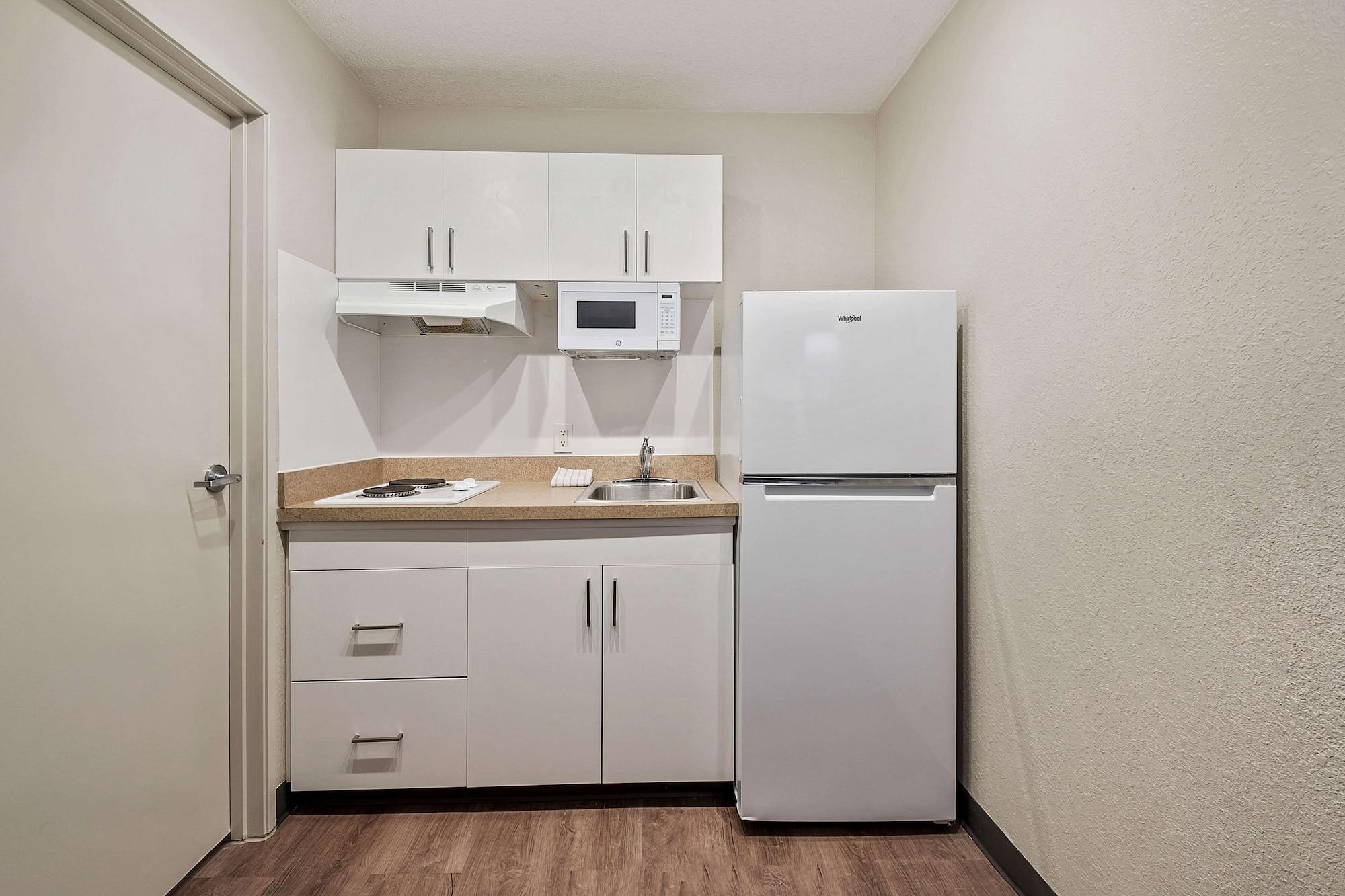 Extended Stay America Suites - Miami - Airport - Blue Lagoon מראה חיצוני תמונה