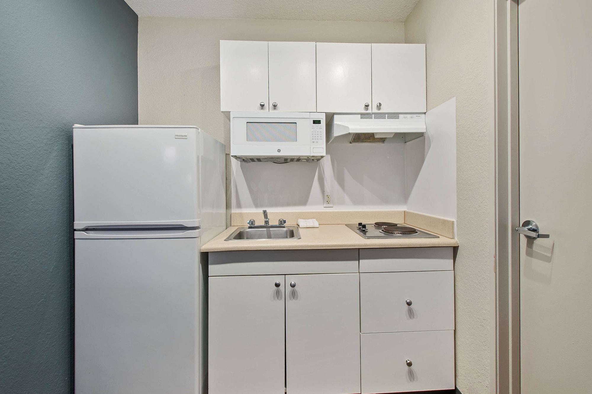 Extended Stay America Suites - Miami - Airport - Blue Lagoon מראה חיצוני תמונה