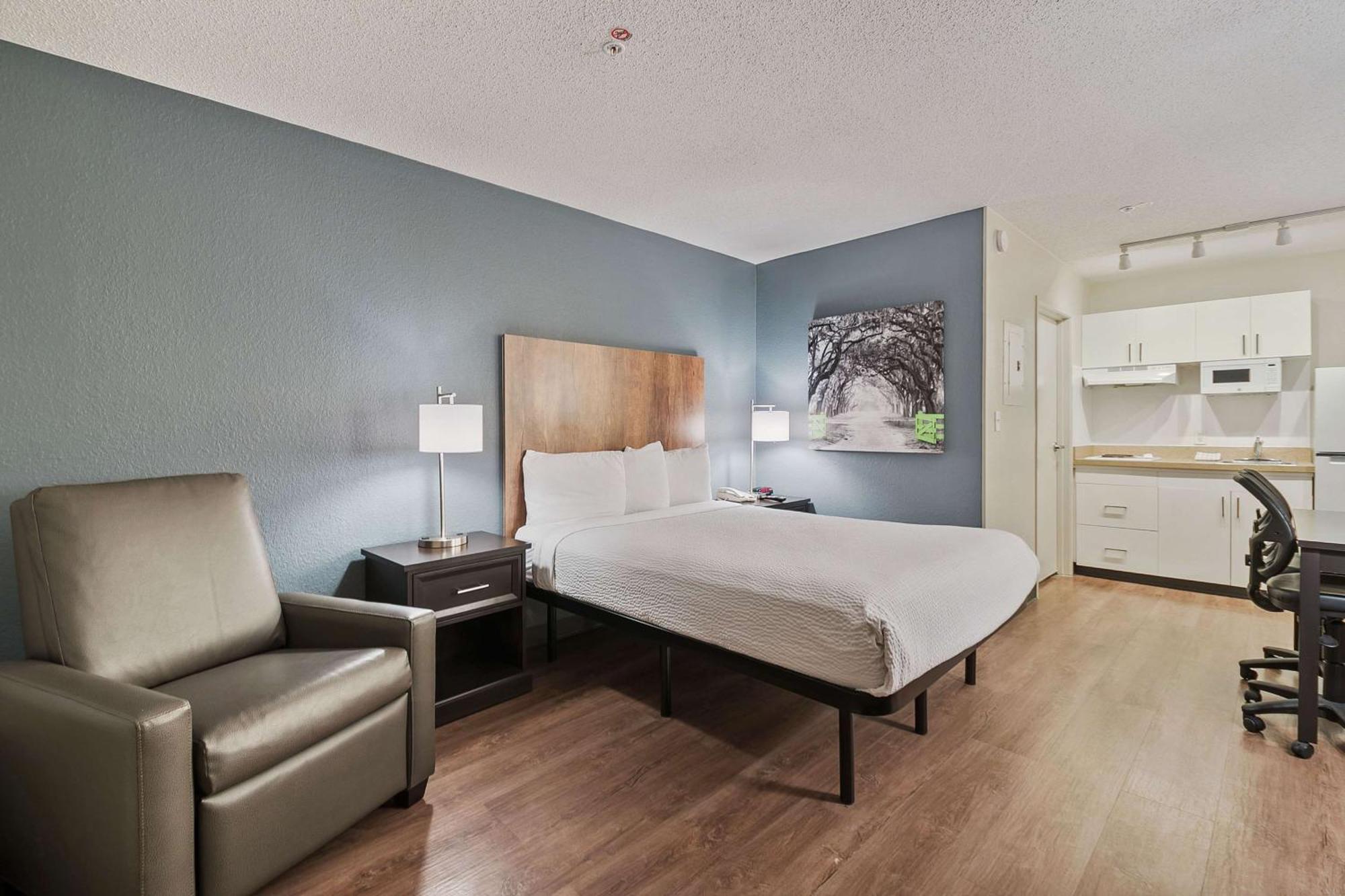 Extended Stay America Suites - Miami - Airport - Blue Lagoon מראה חיצוני תמונה